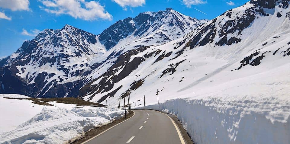 Rohtang Pass | Best Time to Visit, Weather, Permits & Travel Guide