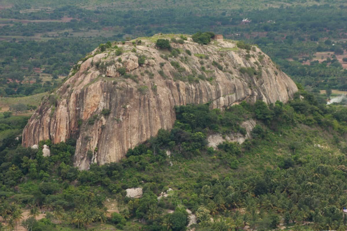 Huliyurdurga Trek | Complete Guide, Difficulty, Best Time & Tips