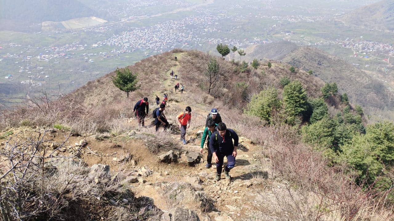 Mamneth Top Trek | Scenic Himalayan Trek with Panoramic Mountain Views