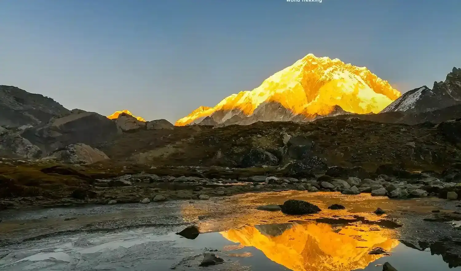 Everest Base Camp with Gokyo Ri and Gokyo Lakes Everest Base Camp with Gokyo Ri and Gokyo Lakes