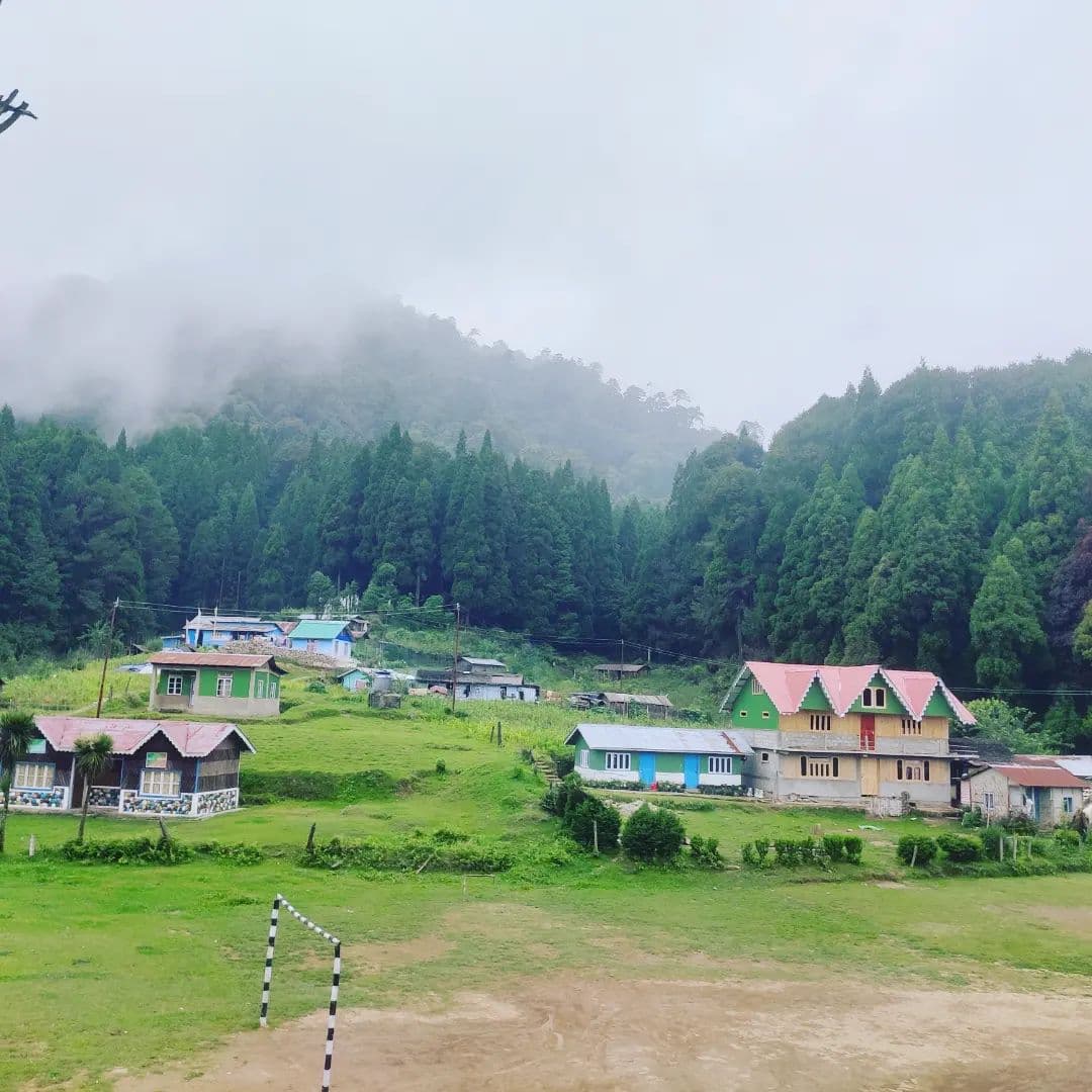 Sandakphu Phalut Trek – Day 1 Sandakphu Phalut Trek – Day 1