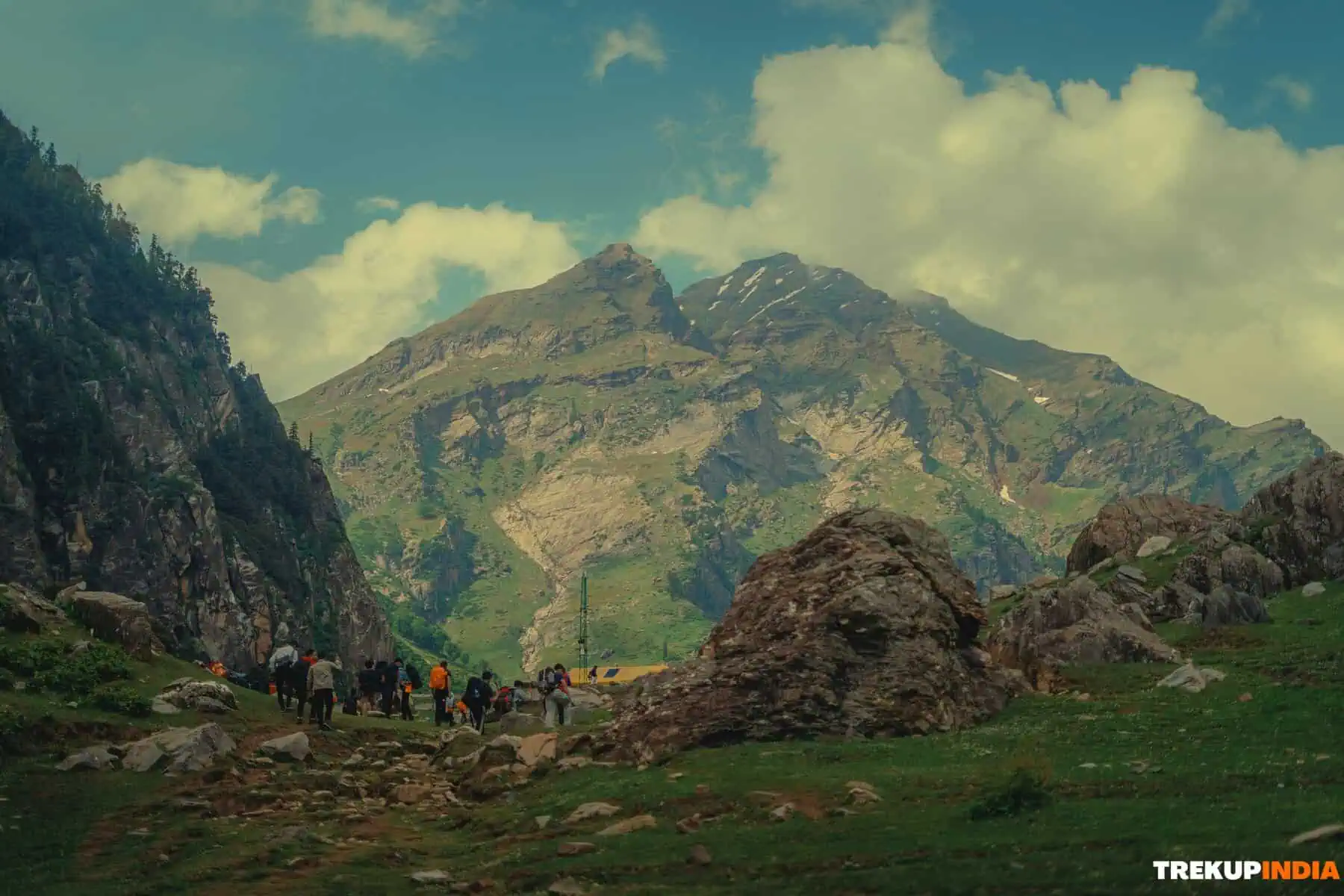Hampta Pass Trek – Day 1 Hampta Pass Trek – Day 1