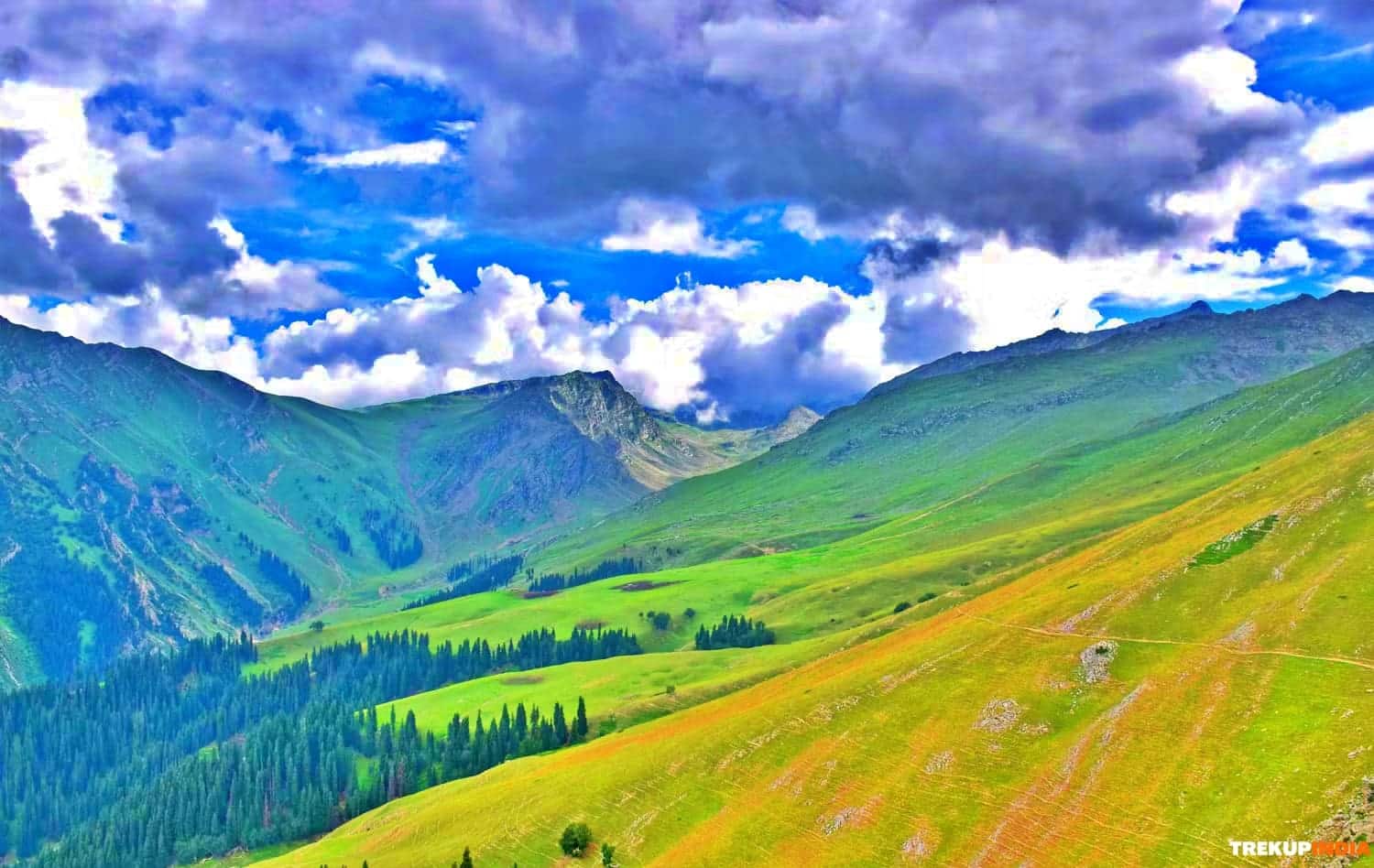 8 Best Himalayan Monsoon Treks To Do